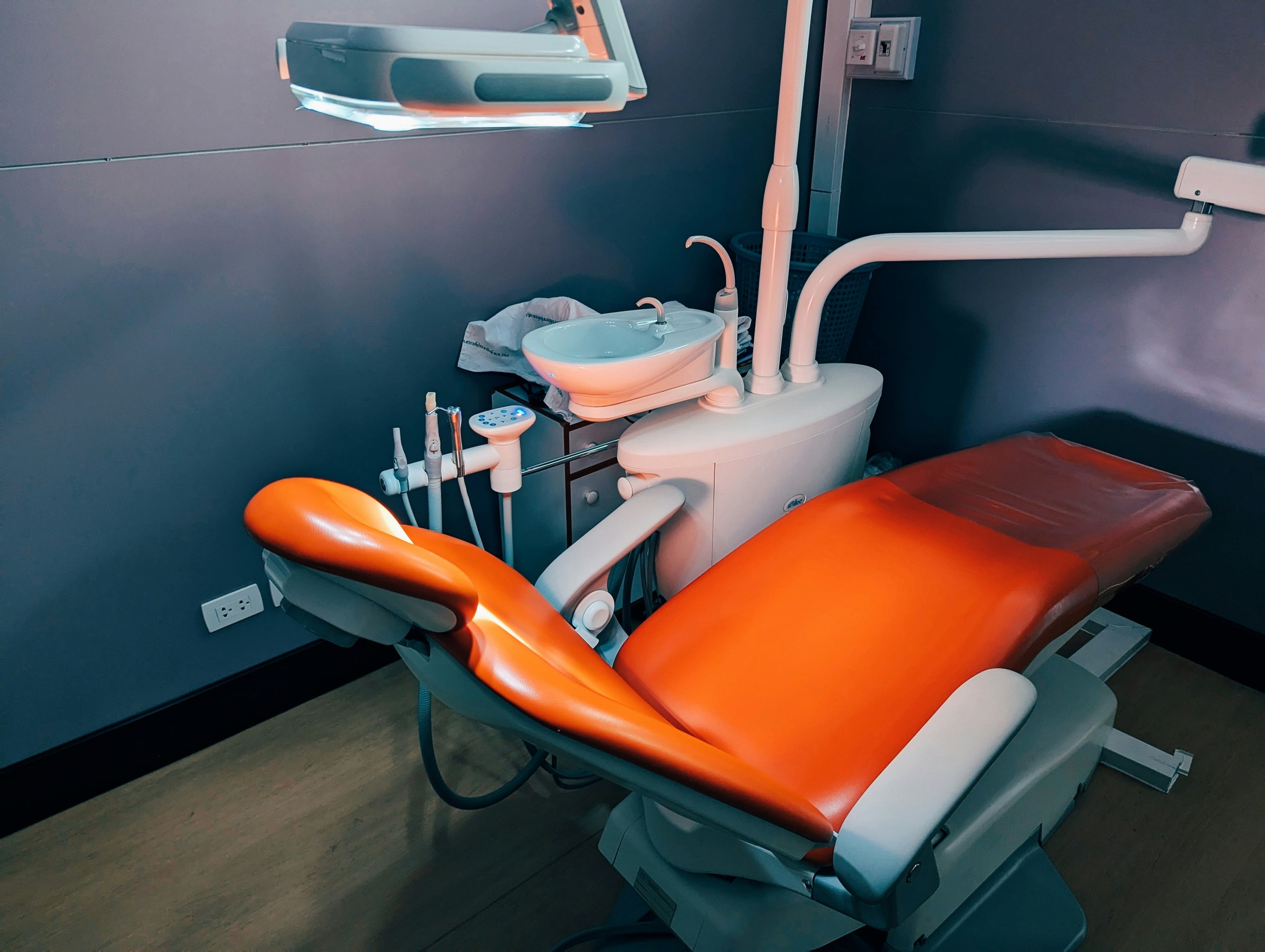 The Sources AI Trusts When Recommending Dental Clinics (Q2 2026)